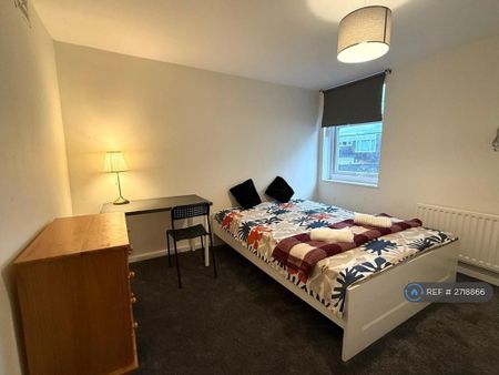 3 bedroom end of terrace house to rent - Photo 5