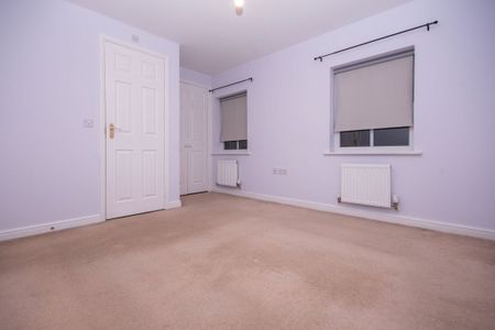 3 bedroom end of terrace house - Photo 4