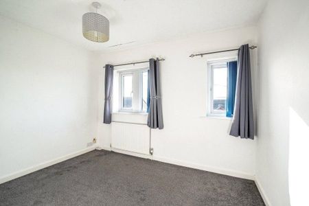 2 bedroom semi-detached house to rent - Photo 3