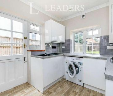 Merrow Village, Guildford, GU1 - Photo 6