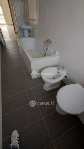 Trilocale in Affitto in Viale Isonzo 6 a Milano - Foto 3