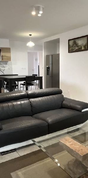 Appart F3 64m² (réf 6935817) - Photo 1