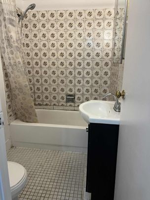 For Lease - 137 Janray Drive Unit# Bsmt, Toronto, Ontario - Photo 1