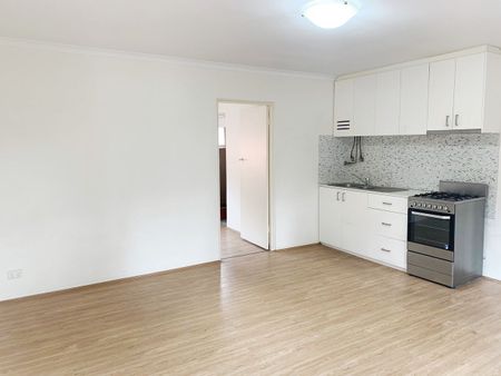 Spacious Unit in Prime Location - Photo 2