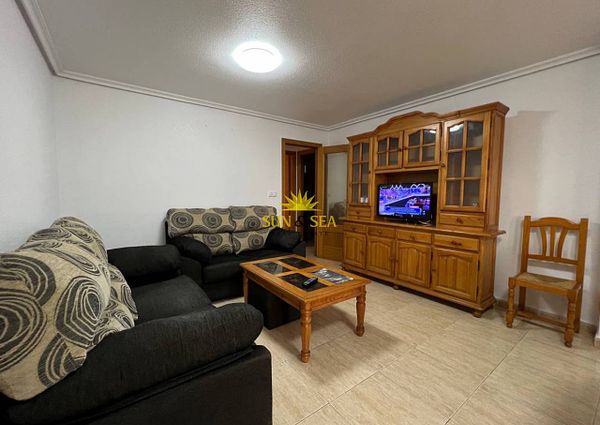Ground Floor Rental, Sep-June with 3 bedrooms in Playa Del Cura, Torrevieja, Alicante.