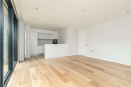 Stylish One-Bedroom Ground Floor Flat with Private Patio in Edinburgh's Prestigious Quartermile - Photo 2