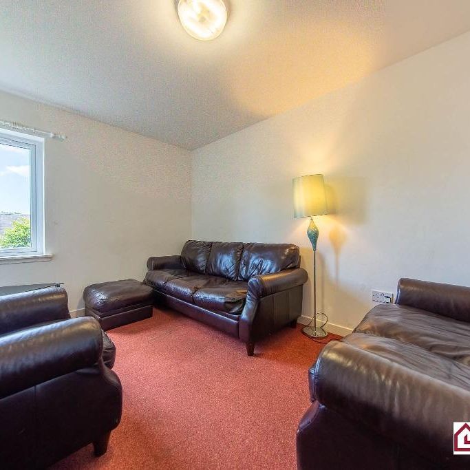 5 bedroom detached house to rent - Photo 1