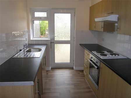 2 bedroom terraced house to rent - Photo 5