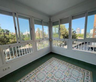 Piso de alquiler en Avenida Oviedo, Playa de San Juan - Photo 6