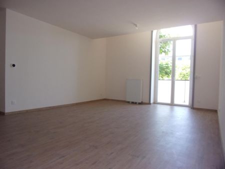Location Appartement 3 pièces 70m² VERNON 27200 - Photo 2