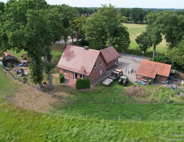 Gemütliches Einfamilienhaus für Naturliebhaber in idyllischer Lage ! - Foto 1