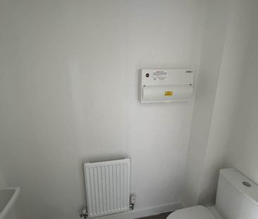 Eldergreen, Bolton - Photo 1