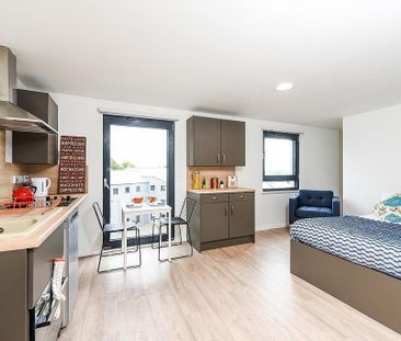 Studio to rent - Photo 6