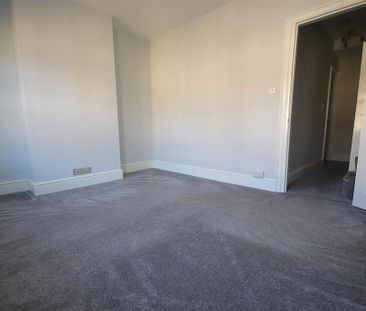 3 bedroom house to rent - Photo 3