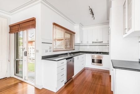 6A Yendon Road, Carnegie - Photo 3