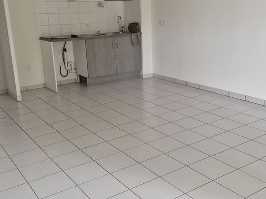 Location Appartement 3 pièces 61 m2 à Saint-Médard-en-Jalles - Photo 1