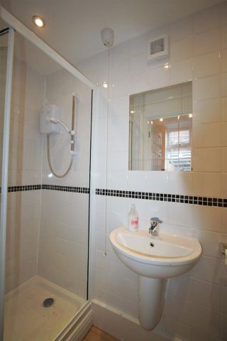 1 Bed Maisonette, St. Peters Road, LE2 - Photo 4