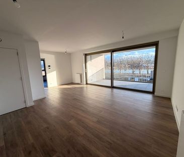 Appartement te huur - Photo 1