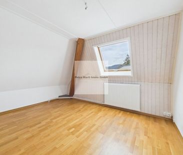 Heimelige 3.5-Zi Dachwohnung an ruhiger Lage - Photo 5