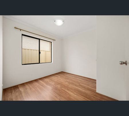 21 Lacey Street, East Cannington, WA 6107 - Photo 2