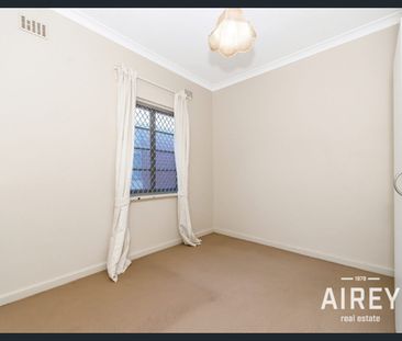 Cosy & convenient two bedroom in amazing location! - Photo 4