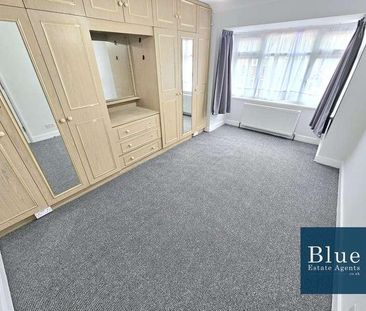 Victoria Gardens, Hounslow, TW5 - Photo 2