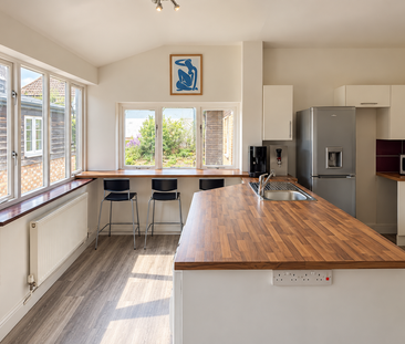 1 bedroom in a house share to rent - Photo 3