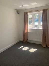 2 bed Apartment - To Let - Photo 3