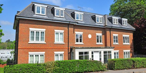 Ludlow Road, Berkshire Ludlow Road, Berkshire - Photo 3