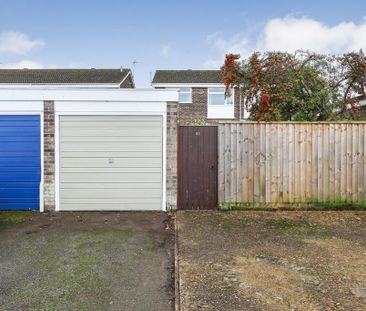 3 bedroom semi-detached house to rent - Photo 1