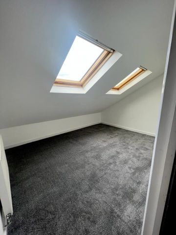 Studio Flat, Romford Road, E12 - Photo 4