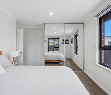A Welcoming Home with Space Inside & Out - Photo 4