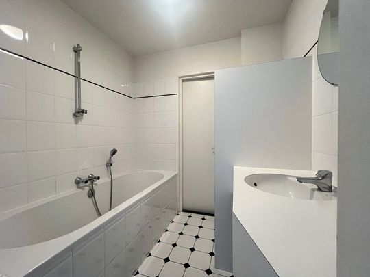 For rent: Bronckhorststraat 10-3, 1071 WR Amsterdam - Foto 1