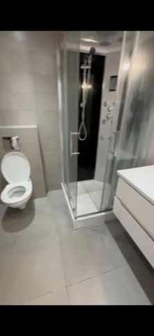 Location Appartement 2 pièces 38m² ST MAUR DES FOSSES 94210 - Photo 2