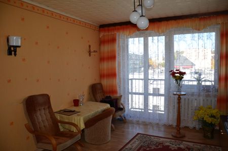 Kłodnicka 54m2 3osobne pokoje 4piętro (Ruda Śląska, Halemba, Kłodnicka)InformacjeRuda Śląska, Halemba, KłodnickaFilm - Zdjęcie 3