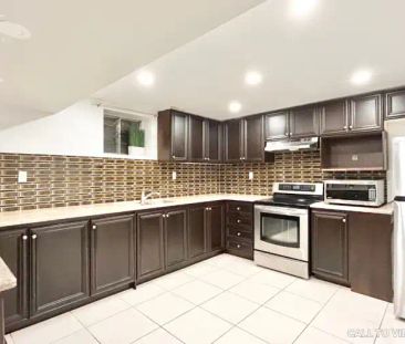 2-5119 Montclair Dr, Mississauga, Ontario L5M 5A6 | 5119 Montclair ... - Photo 1
