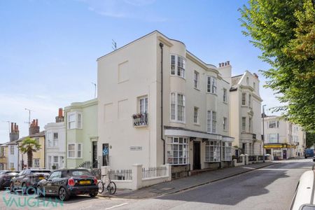 3 bedroom apartment to rent - Photo 2