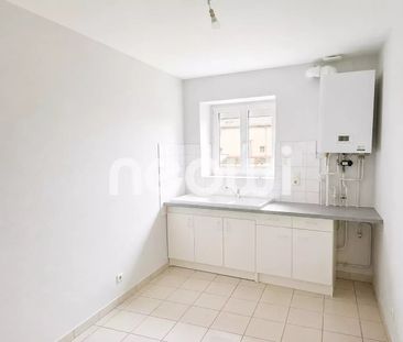 Location Appartement 3 pièces 71m² ST GEORGES DE RENEINS 69830 - Photo 1