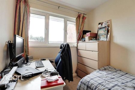 3 bedroom terraced house to rent - Photo 5
