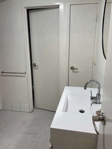 Heathridge - Photo 4