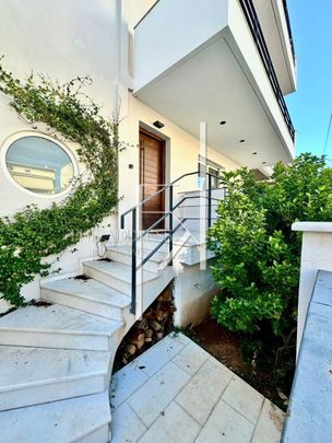 Μονοκατοικία για ενοικίαση Πευκάκια (Αγία Παρασκευή) - Photo 1