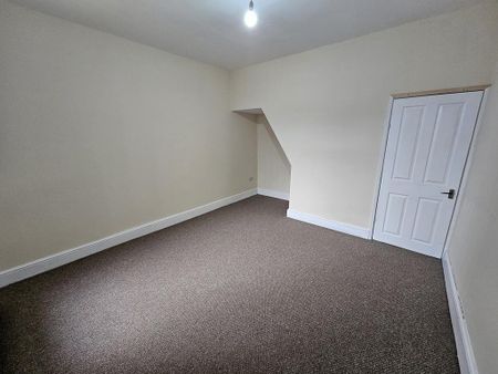 2 bedroom terraced house to rent - Photo 4