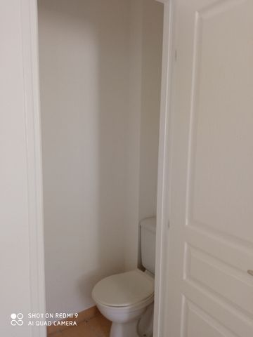 Location Appartement 2 pièces 47m² - Photo 4