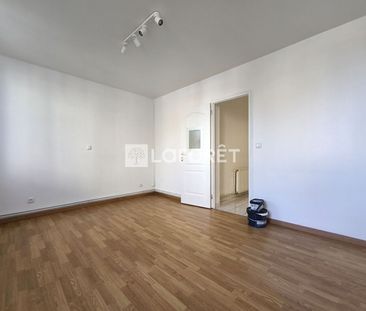 Apartment - Photo 2