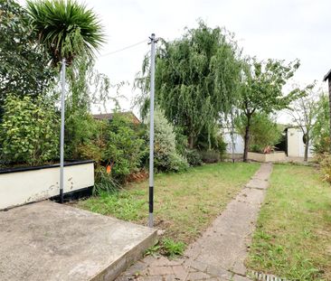 Epworth Road, Owston Ferry, Doncaster, Lincolnshire, DN9 1AX - Photo 2