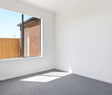 HOME FOR RENT IN THORNHILL PARK - Photo 5