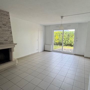 Location Maison 5 pièces 106m² PITHIVIERS 45300 - Photo 1