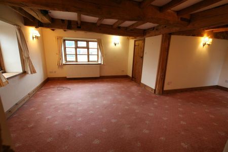 1 bedroom detached house to rent - Photo 2