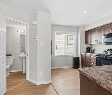 For Lease - 402 SADAR Private, Barrhaven, Ontario - Photo 6