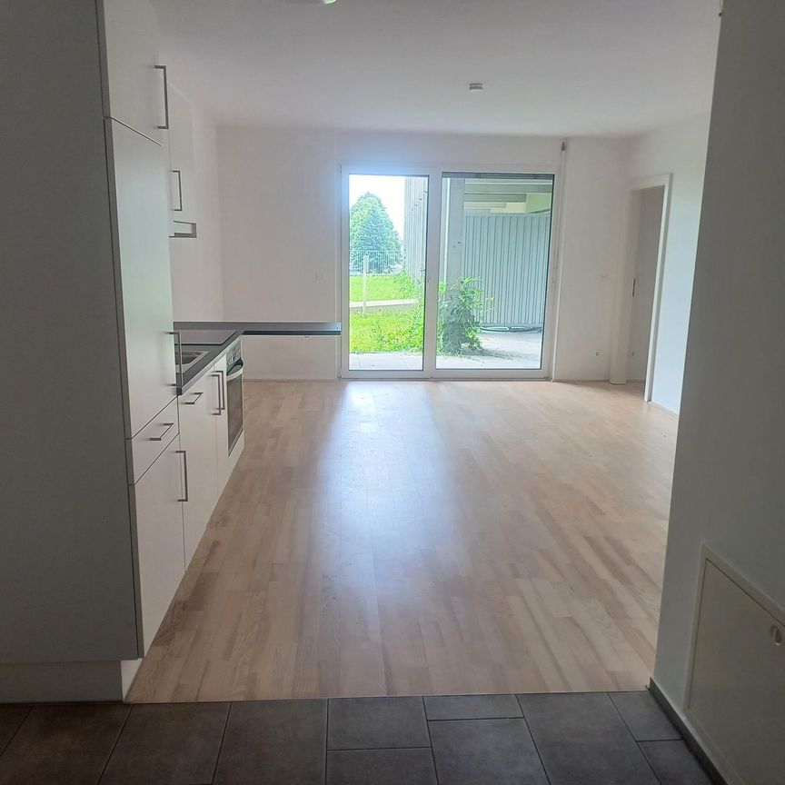 1. MONAT MIETZINSFREI! Moderne 2-Zimmer-Wohnung mit großzügigen Balkon: Genießen Sie Komfort Nähe Hauptbahnhof - Top 610 - Photo 1